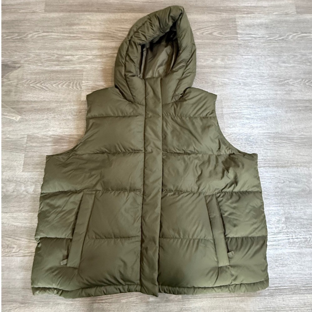 Eddie Bauer Ketchum Short Down Vest 2XL  Fatigue‎ Green 650 Fill Puffer Hooded